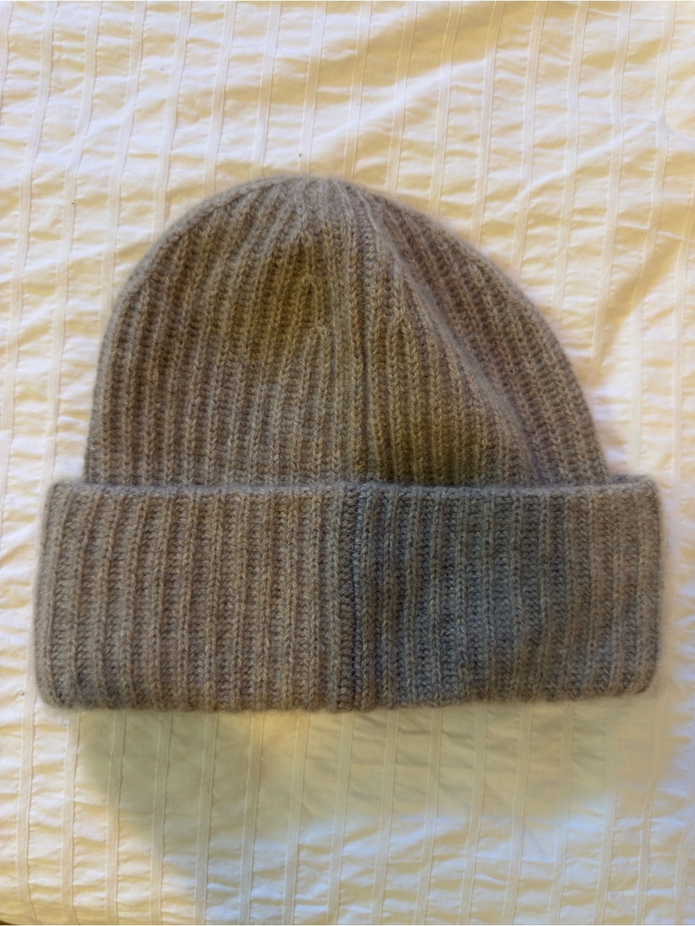 H&M Ribbed Cashmere Knit Beanie